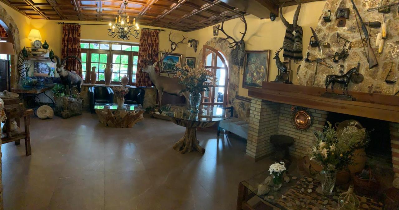 Mirasierra Hotel Coto Rios